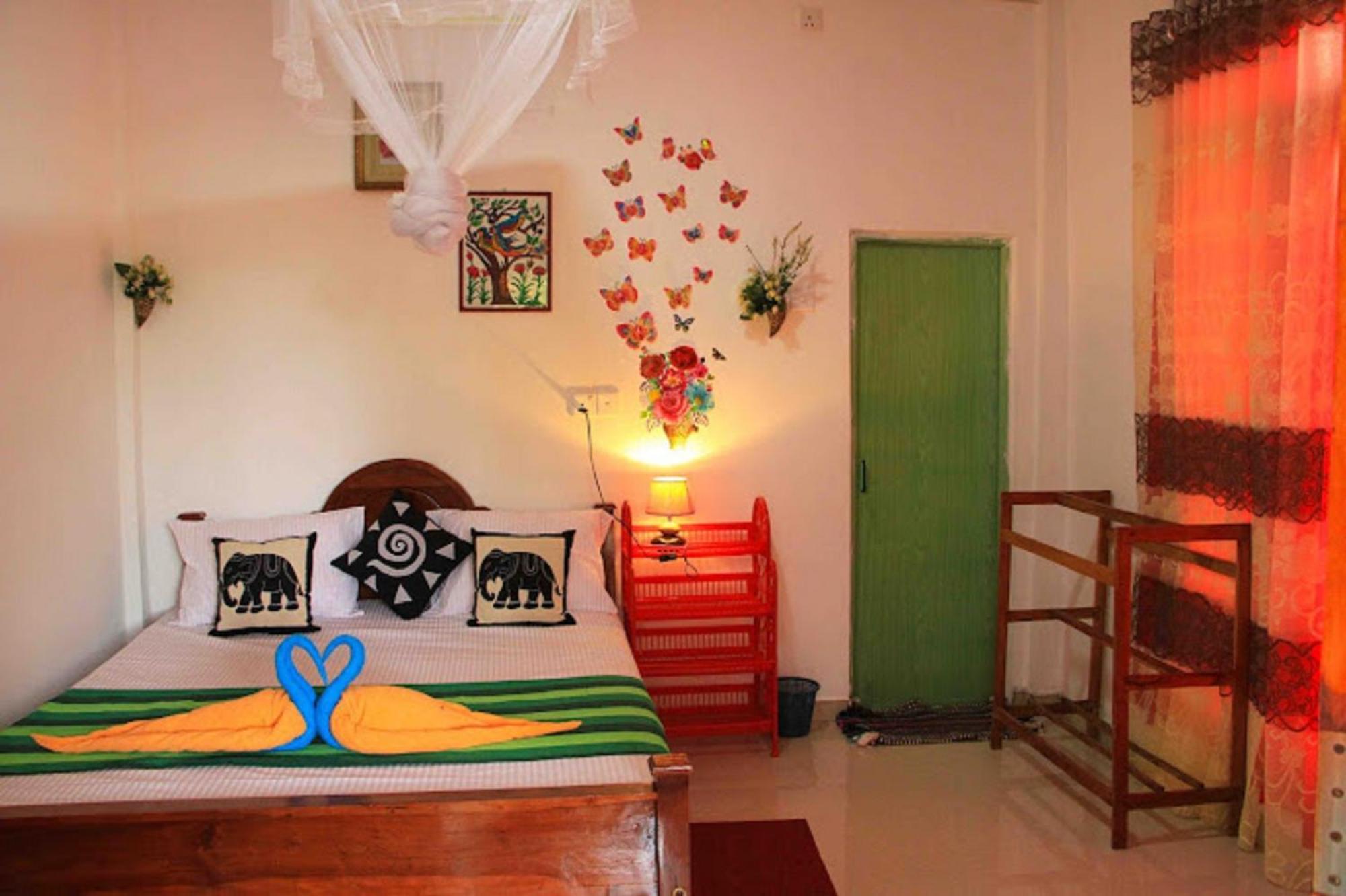 Nelum Home Stay Sigiriya Ngoại thất bức ảnh
